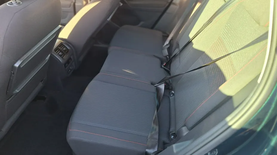 VOLKSWAGEN Tiguan -