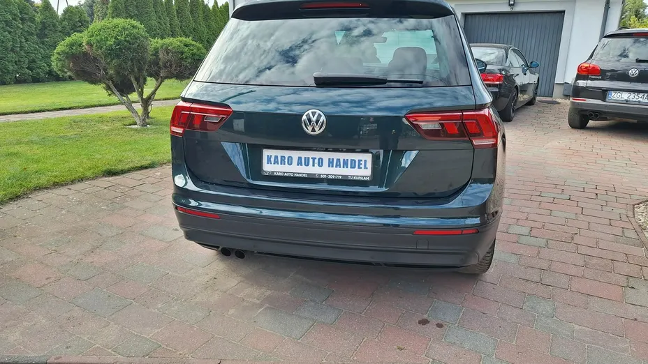 VOLKSWAGEN Tiguan -