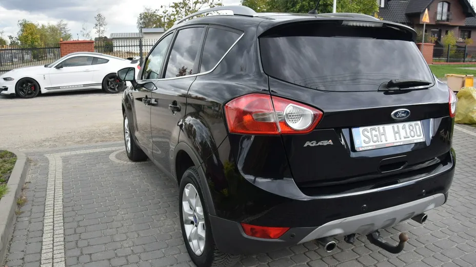 FORD Kuga -