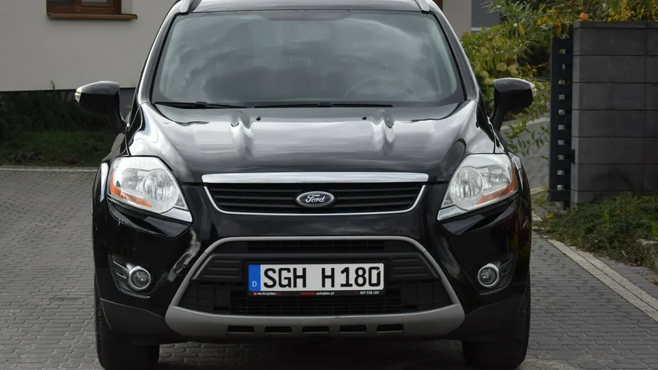 FORD Kuga -