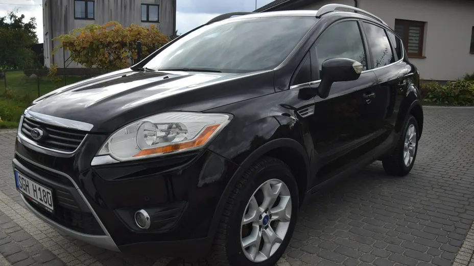 FORD Kuga -