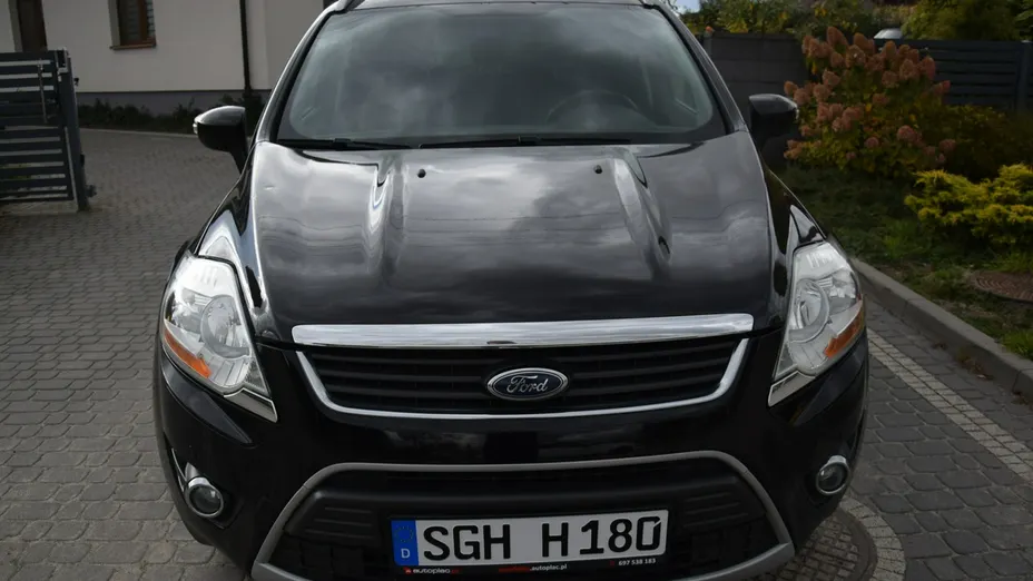 FORD Kuga -