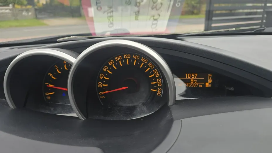TOYOTA Verso -
