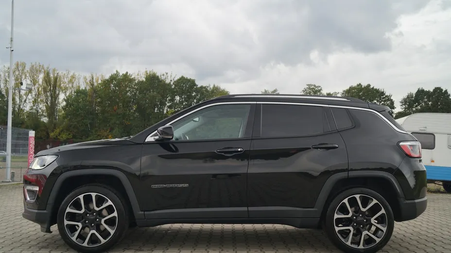 JEEP Compass -