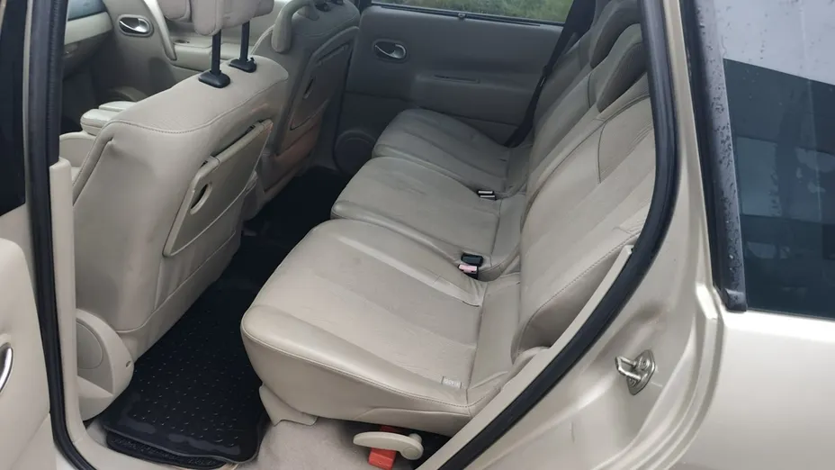 RENAULT Grand Scenic -