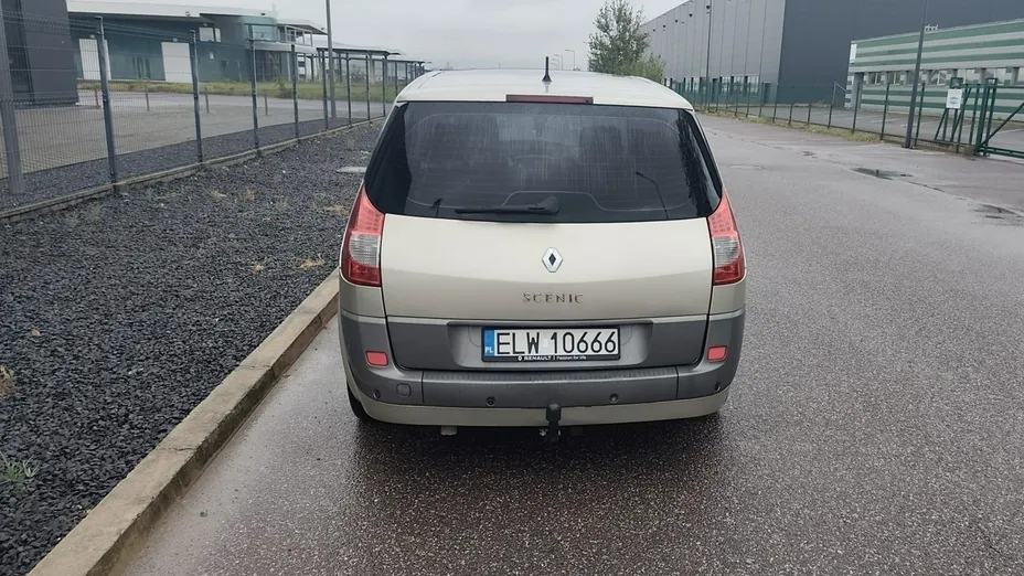 RENAULT Grand Scenic -