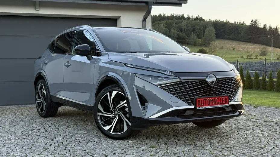 NISSAN Qashqai -