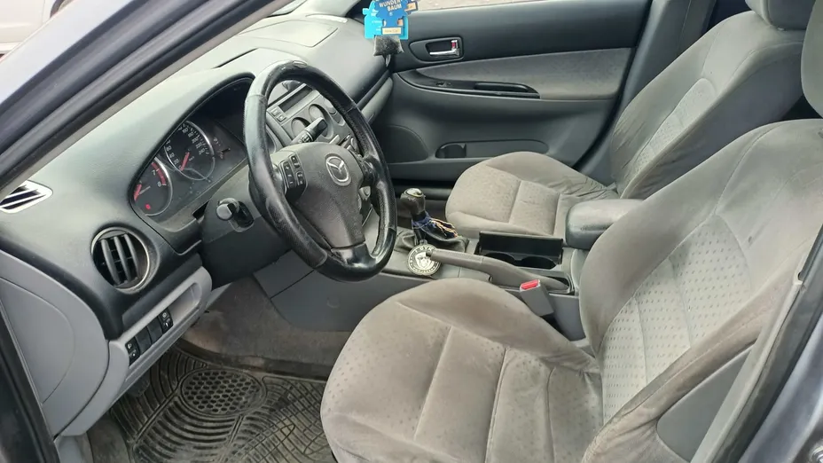 MAZDA 6 -