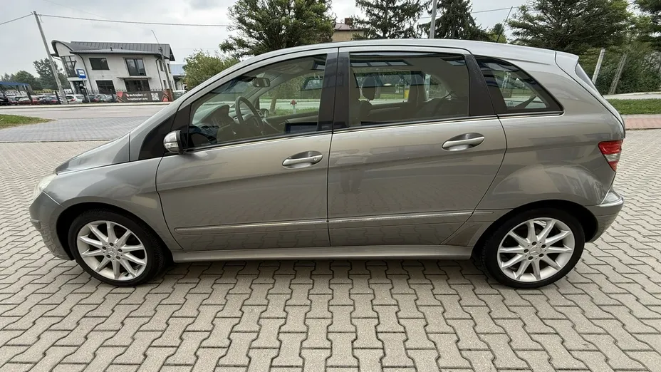 MERCEDES-BENZ B Klasa -