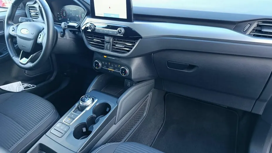 FORD Kuga -