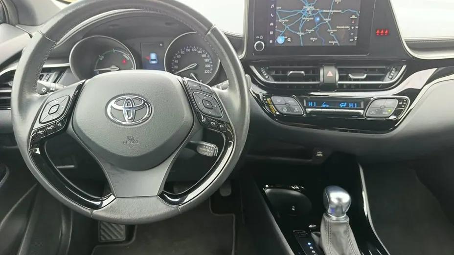 TOYOTA C-HR -