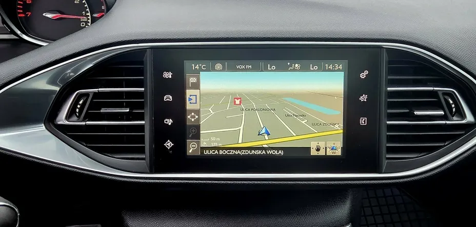 PEUGEOT 308 -
