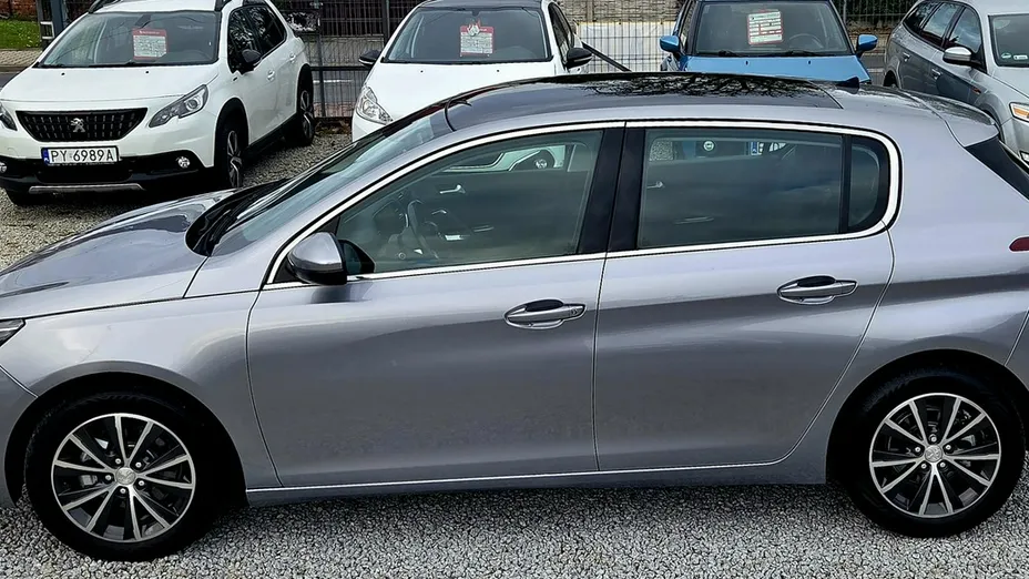 PEUGEOT 308 -