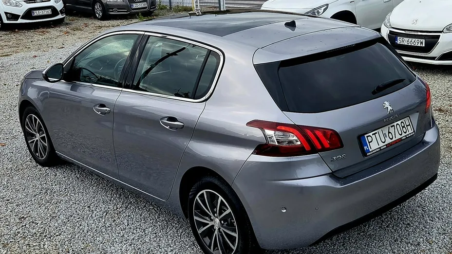 PEUGEOT 308 -