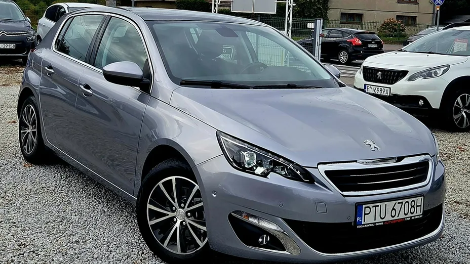 PEUGEOT 308 -