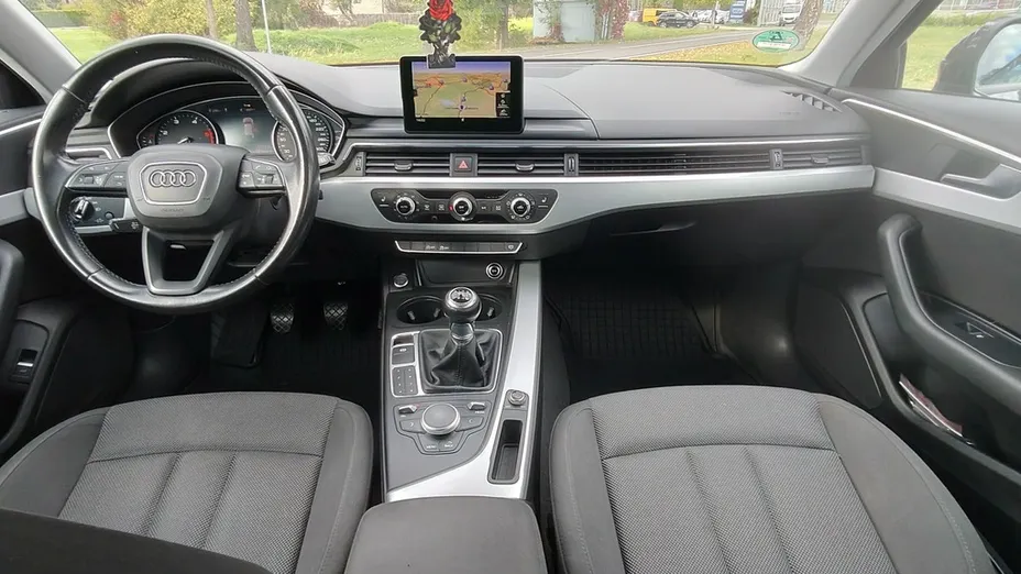 AUDI A4 Avant -