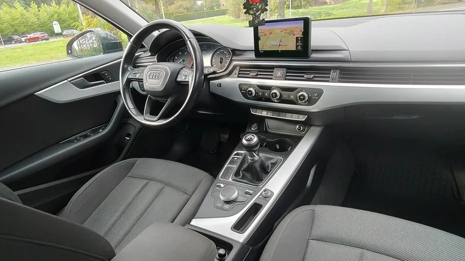 AUDI A4 Avant -
