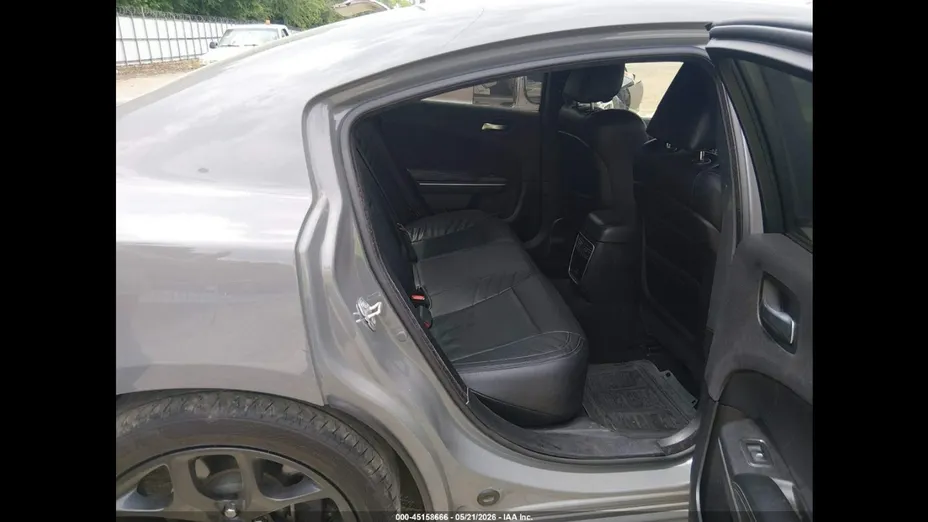 DODGE Charger -