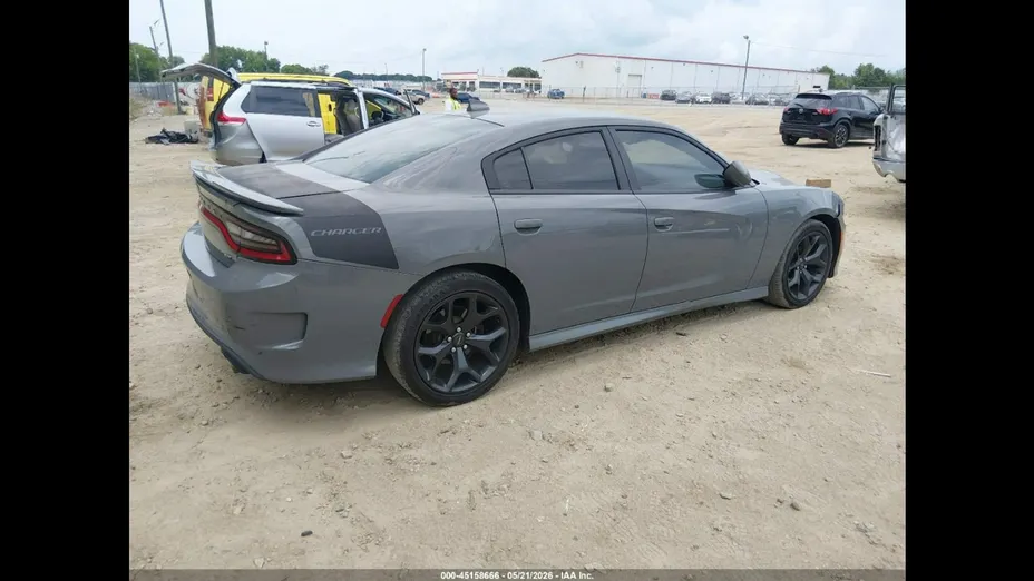 DODGE Charger -