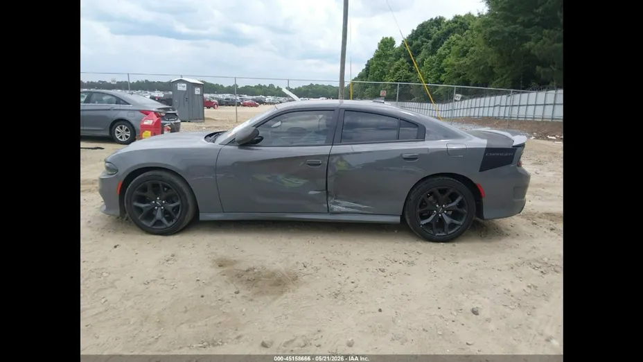 DODGE Charger -