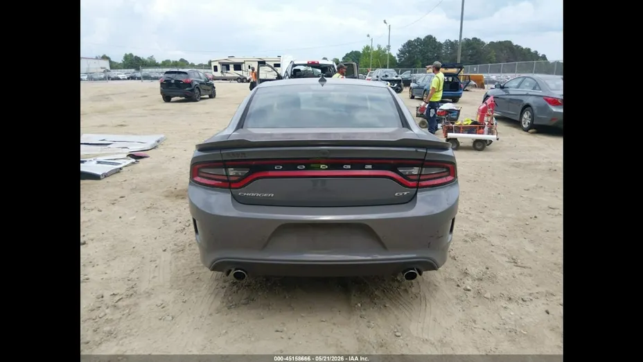 DODGE Charger -