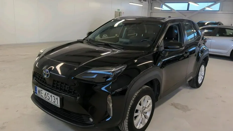 TOYOTA Yaris Cross -