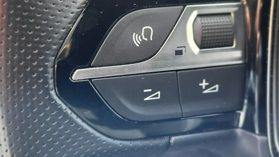 PEUGEOT 2008 -