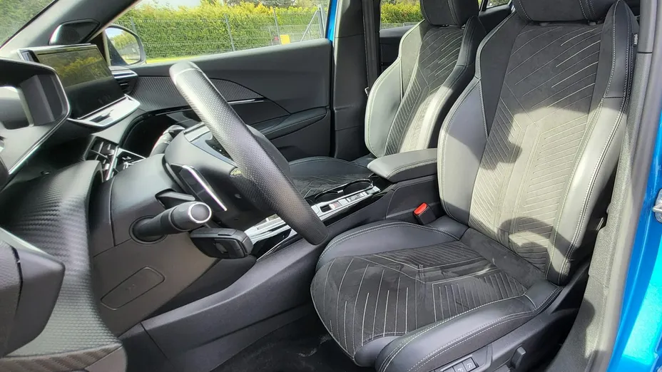 PEUGEOT 2008 -