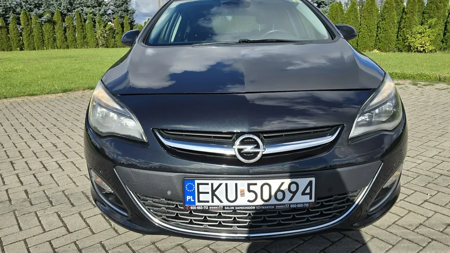 OPEL Astra -