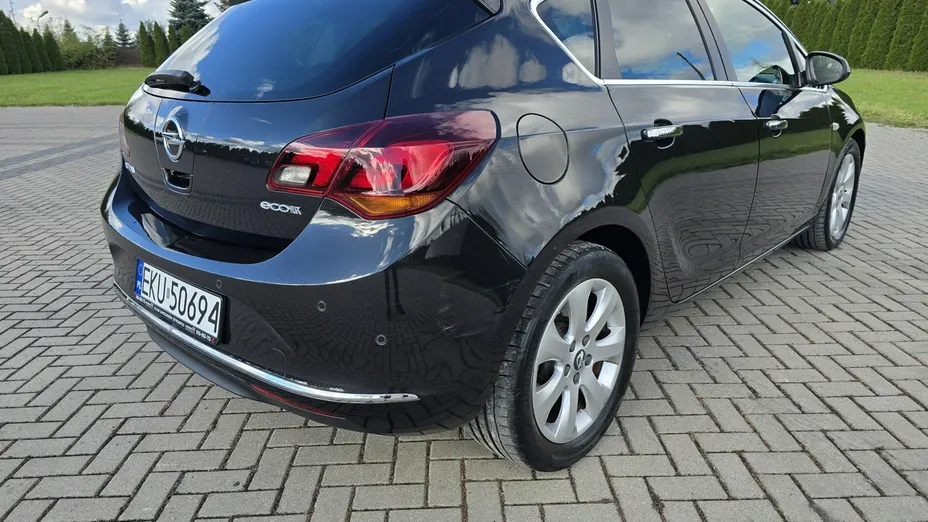 OPEL Astra -
