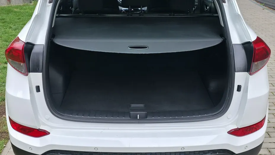 HYUNDAI Tucson -