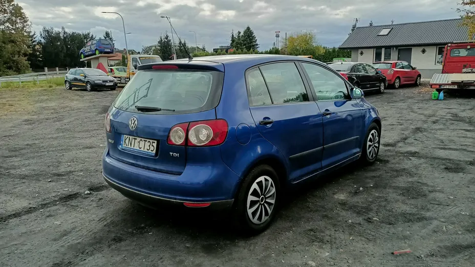 VOLKSWAGEN Golf Plus -