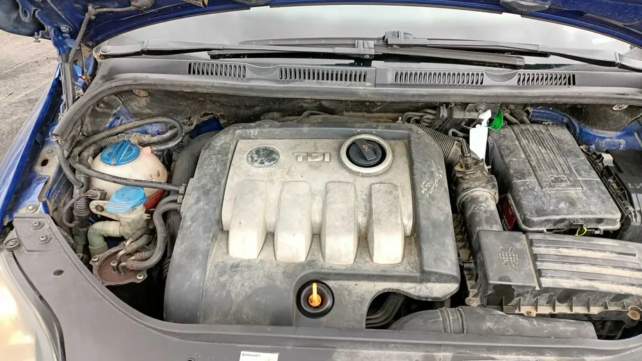 VOLKSWAGEN Golf Plus -