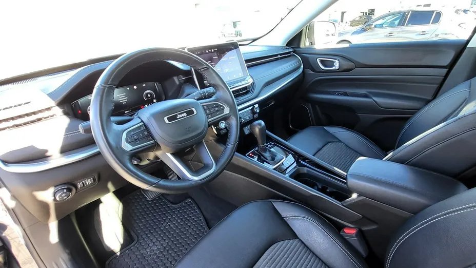 JEEP Compass -