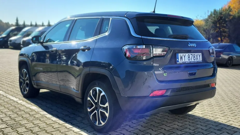 JEEP Compass -