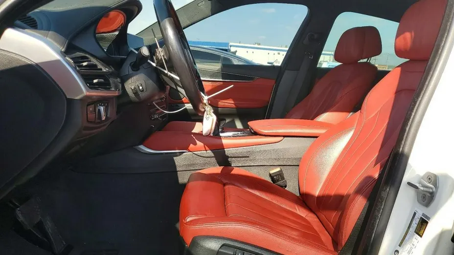 BMW X6 -