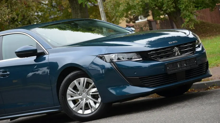 PEUGEOT 508 -