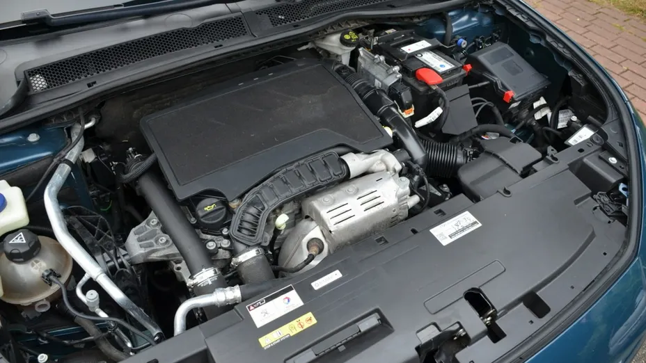 PEUGEOT 508 -