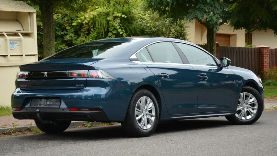 PEUGEOT 508 -