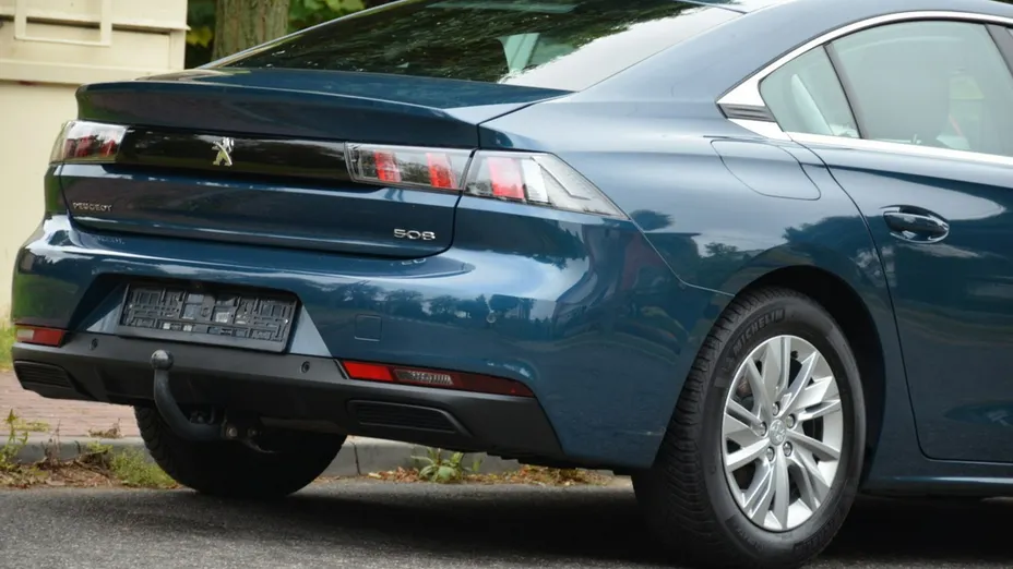 PEUGEOT 508 -