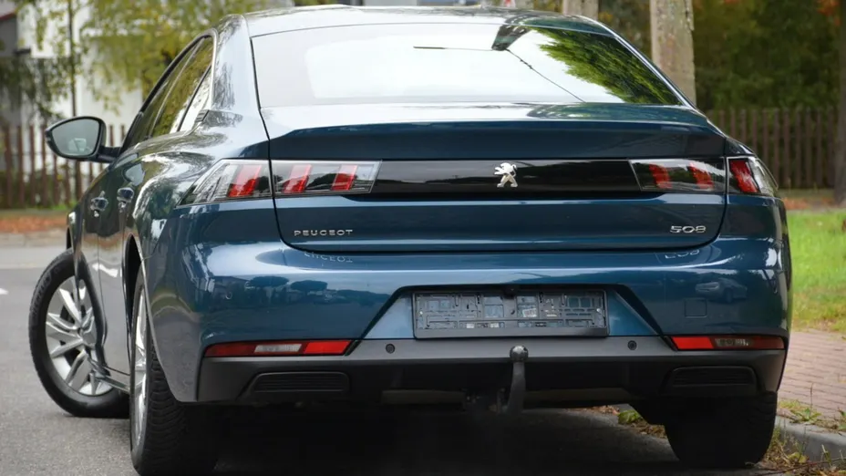 PEUGEOT 508 -