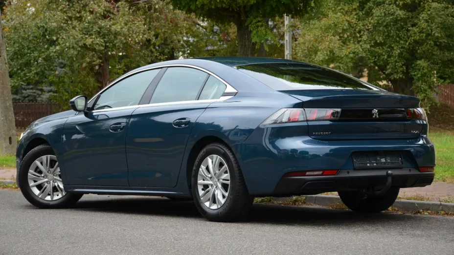 PEUGEOT 508 -