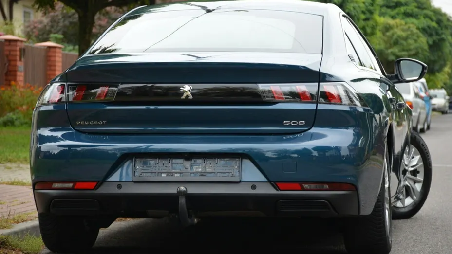 PEUGEOT 508 -