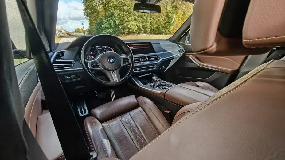 BMW X7 -