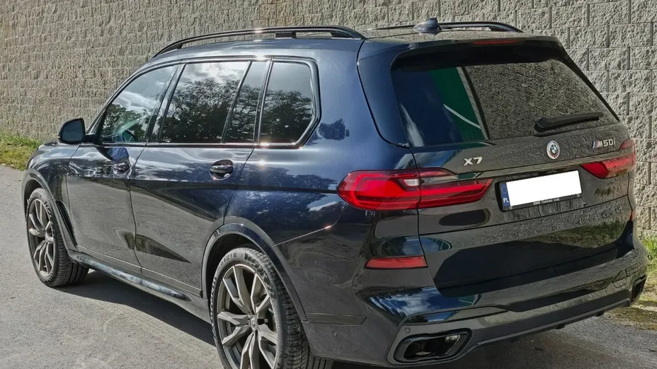 BMW X7 -