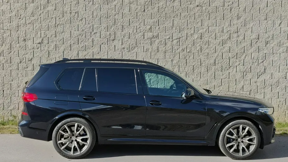 BMW X7 -