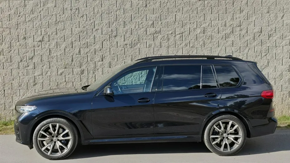 BMW X7 -