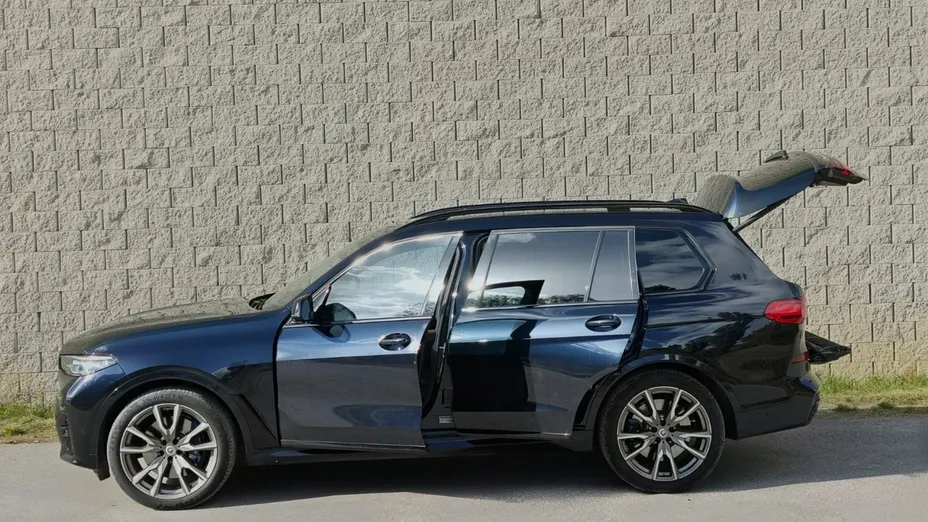 BMW X7 -