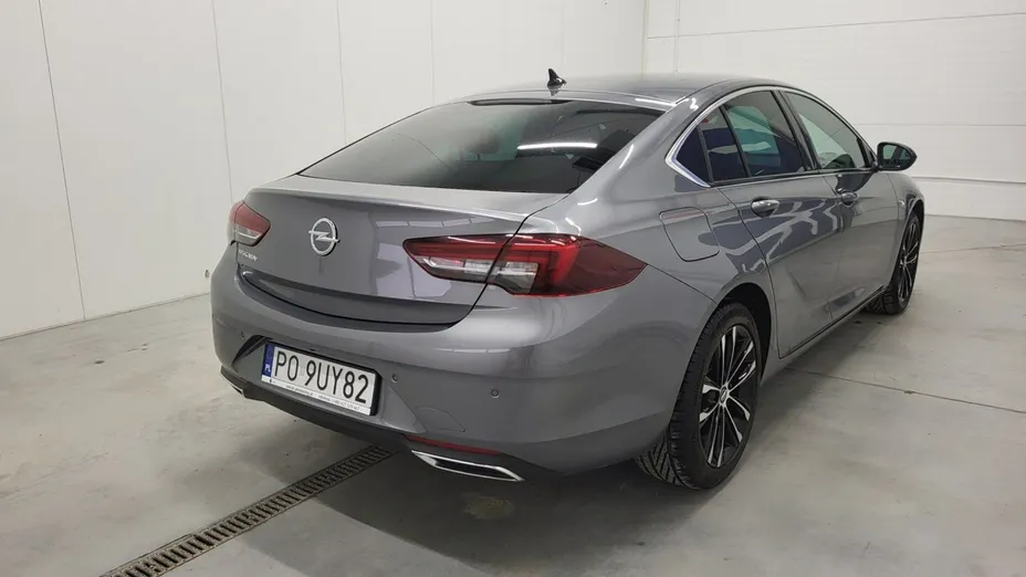 OPEL Insignia -