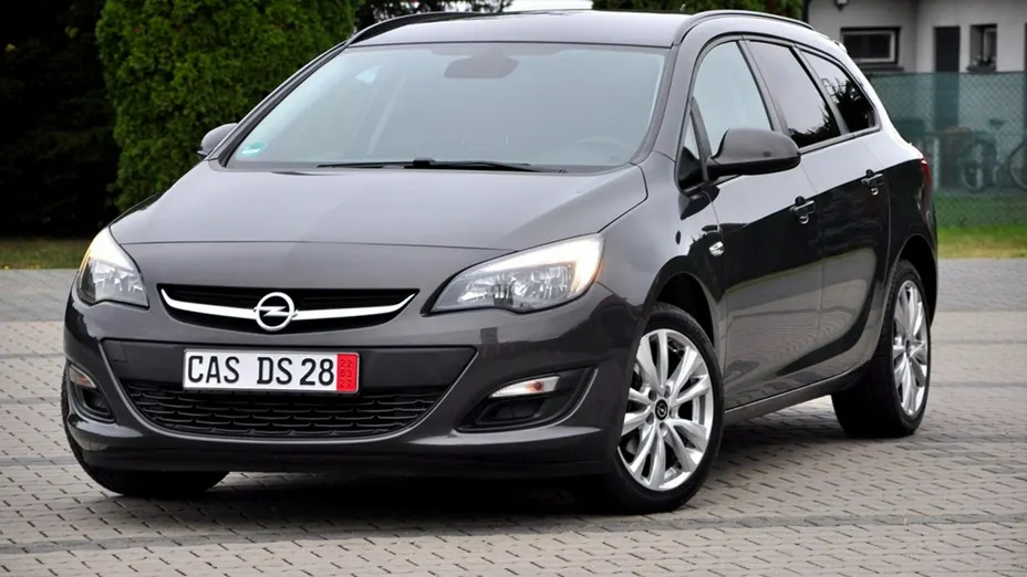 OPEL Astra -